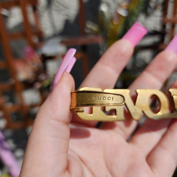 Gucci LOVED Palm Cuff Rainbow Rhinestone Gold Tone Swarovski Crystal Bracelet - Picture 11 of 16